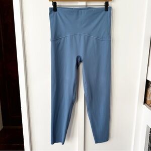 SPANX blue booty boost legging